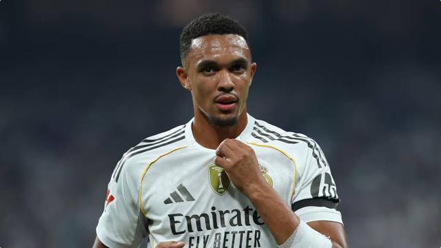 开云网页版中国官网-西媒称阿韦洛亚劝阿诺德夏窗离队，邮报：这一报道毫无根据